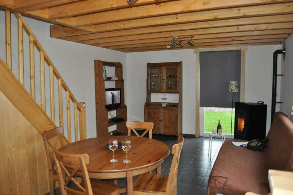 Bungalow Froid-Chapelle Esterno foto